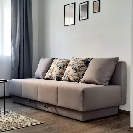Apartment House Mutvoran